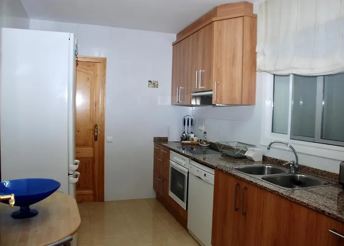 Comfortable House In With Private Pool *