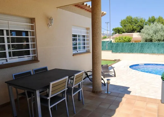 Comfortable House In With Private Pool Les Tres Cales