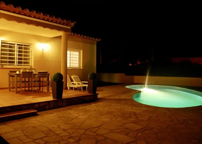 Dom wakacyjny Comfortable House In With Private Pool