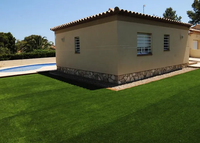 Dom wakacyjny Comfortable House In With Private Pool