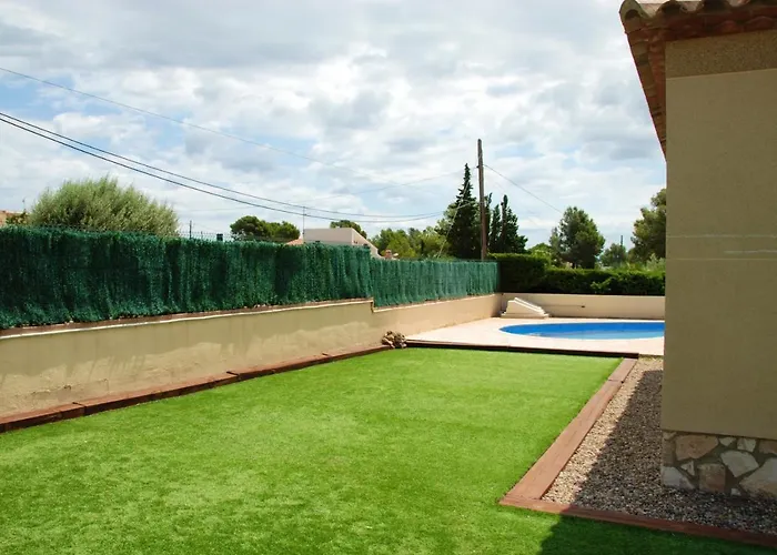Dom wakacyjny Comfortable House In With Private Pool *