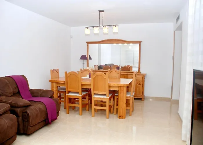 Comfortable House In With Private Pool *